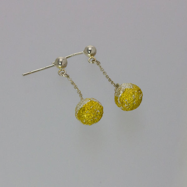 Silver and Gold Snowballs